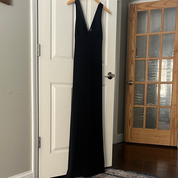 Laundry By Shelli Segal Dresses & Skirts - Laundry satin trim  Black Maxi Dress Gown deep v neck size 2